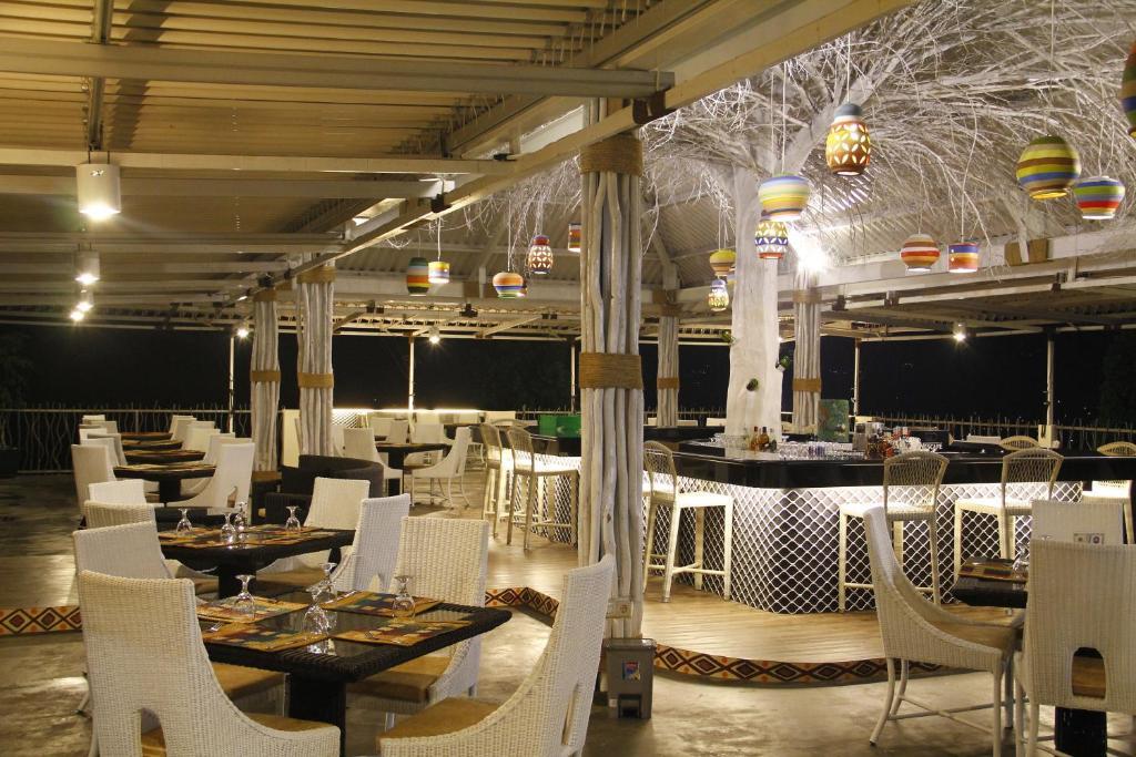 Royal Safari Garden Resort&Convention Bogor Exterior foto
