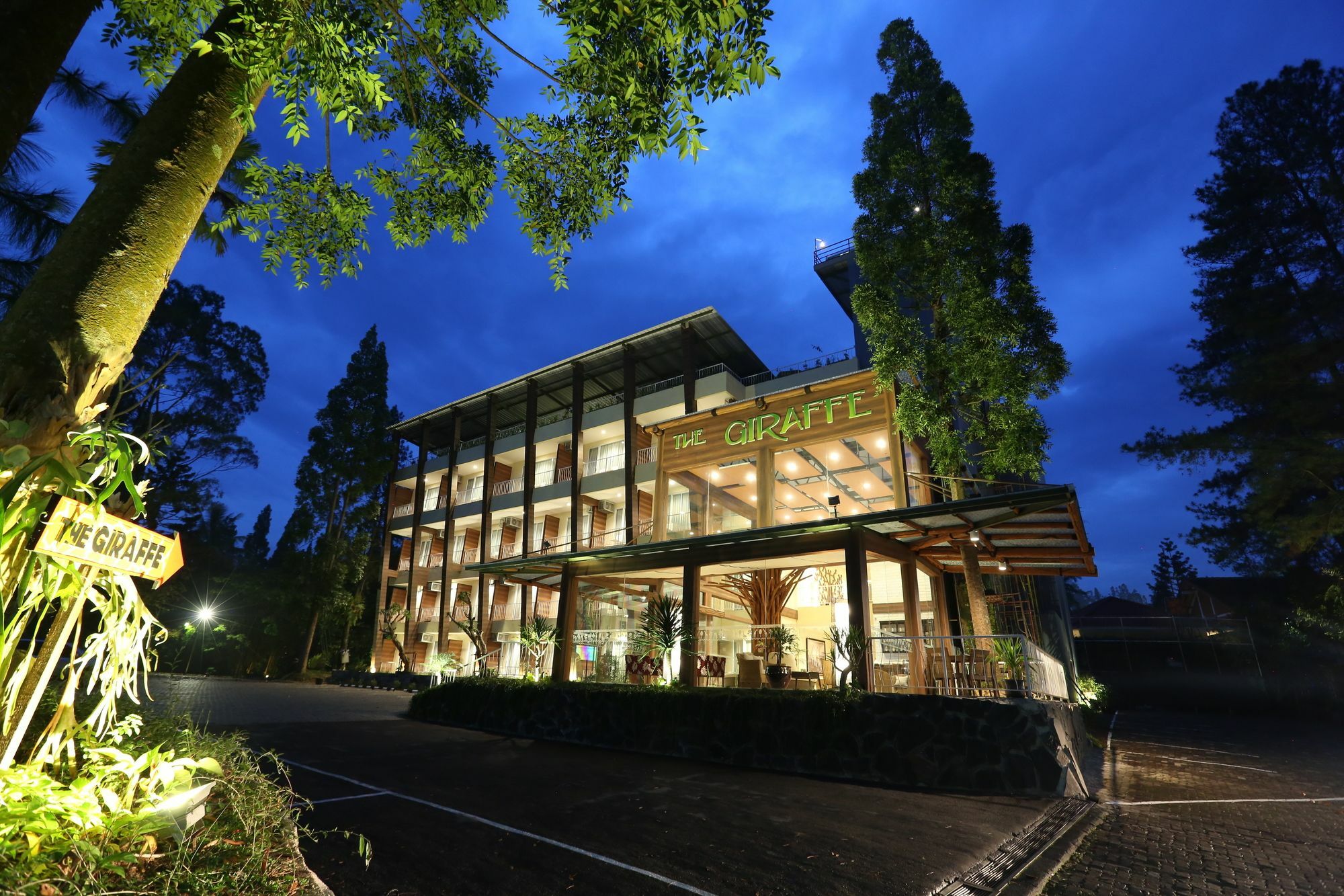 Royal Safari Garden Resort&Convention Bogor Exterior foto
